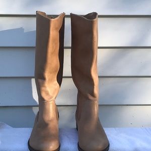 New Boots Leather Nude Kenneth Cole 8 1/2 still in box